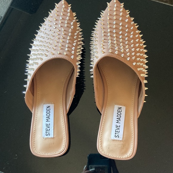 Steve Madden Pinpoint Flat Mule - Picture 9 of 11